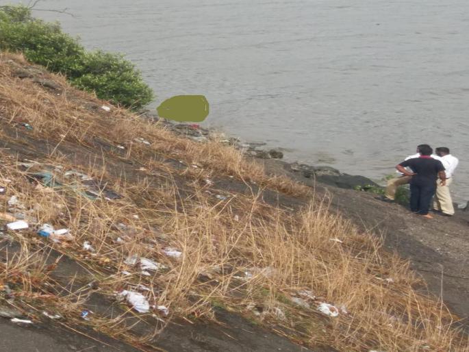 youth body found in Vashi creek | वाशी खाडीत आढळला तरुणाचा मृतदेह youth body found in Vashi creek | वाशी खाडीत आढळला तरुणाचा मृतदेह