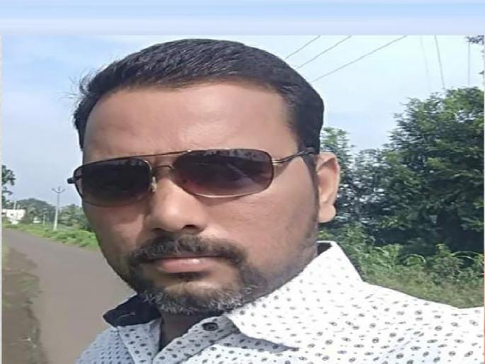 Tired of debt, young man commits suicide in Vashi Walwa Taluka Sangli District | सांगली: पत्नीच्या उपचारावर मोठा खर्च, शेळ्याही गेल्या चोरीला; कर्जाला कंटाळून तरुणाची आत्महत्या Tired of debt, young man commits suicide in Vashi Walwa Taluka Sangli District | सांगली: पत्नीच्या उपचारावर मोठा खर्च, शेळ्याही गेल्या चोरीला; कर्जाला कंटाळून तरुणाची आत्महत्या