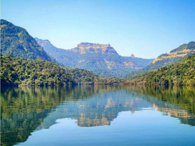 Vasota Fort closed for tourism on the backdrop of Thirty First | थर्टी फर्स्टच्या पार्श्वभूमीवर वासोटा किल्ला पर्यटनासाठी बंद Vasota Fort closed for tourism on the backdrop of Thirty First | थर्टी फर्स्टच्या पार्श्वभूमीवर वासोटा किल्ला पर्यटनासाठी बंद