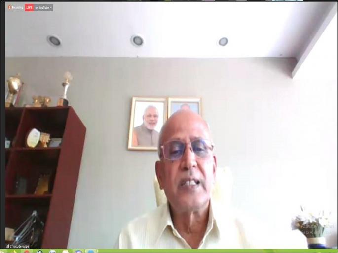 Farmers should use modern post-harvest technology; Dr. C. Vasudevappa's opinion | शेतक-यांनी आधुनिक काढणी पश्चात तंत्रज्ञान वापरावे; डॉ. सी. वासुदेवप्पा यांचे मत Farmers should use modern post-harvest technology; Dr. C. Vasudevappa's opinion | शेतक-यांनी आधुनिक काढणी पश्चात तंत्रज्ञान वापरावे; डॉ. सी. वासुदेवप्पा यांचे मत
