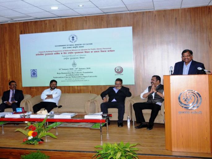 The need to cultivate reading culture in society, Vice Chancellor etc. Weakness in the development of WayanandanThe presentation on the inauguration of the National Workshop | समाजात वाचन संस्कृती रुजविण्याची गरज, कुलगुरू इ. वायुनंदन यांचे प्रतिपादन The need to cultivate reading culture in society, Vice Chancellor etc. Weakness in the development of WayanandanThe presentation on the inauguration of the National Workshop | समाजात वाचन संस्कृती रुजविण्याची गरज, कुलगुरू इ. वायुनंदन यांचे प्रतिपादन