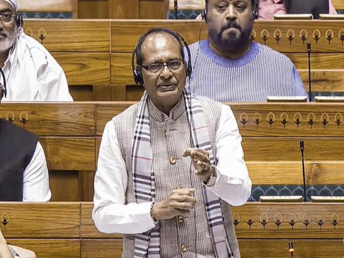 'VB-G Ram Ji' Bill passed in Lok Sabha; Opposition tears up bill paper and throws it away | 'व्हीबी-जी राम जी' विधेयक लोकसभेत मंजूर; विरोधकांनी विधेयकाचे कागद फाडून भिरकावले 'VB-G Ram Ji' Bill passed in Lok Sabha; Opposition tears up bill paper and throws it away | 'व्हीबी-जी राम जी' विधेयक लोकसभेत मंजूर; विरोधकांनी विधेयकाचे कागद फाडून भिरकावले