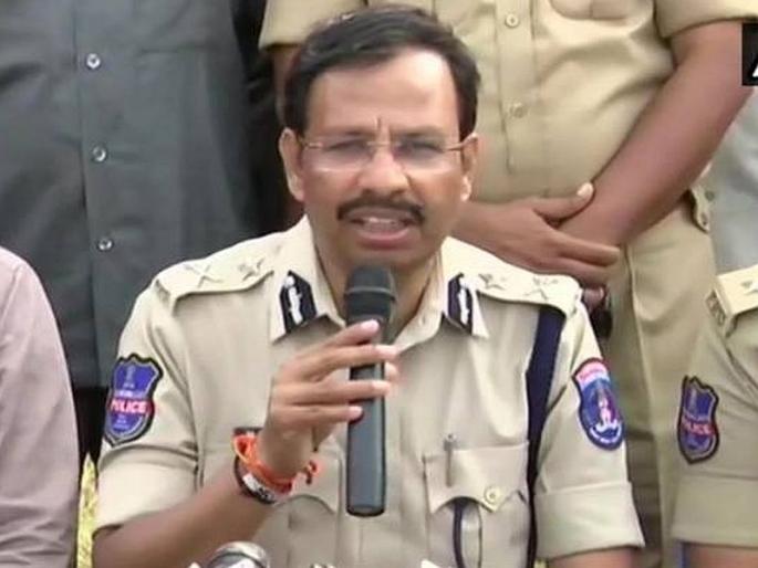 Hyderabad Encounter: Three accused were killed in a clash while the vc sajjanar was the Superintendent of Police | Hyderabad Encounter: सज्जनार पोलीस अधीक्षक असतानाही चकमकीत ठार झाले तीन आरोपी Hyderabad Encounter: Three accused were killed in a clash while the vc sajjanar was the Superintendent of Police | Hyderabad Encounter: सज्जनार पोलीस अधीक्षक असतानाही चकमकीत ठार झाले तीन आरोपी