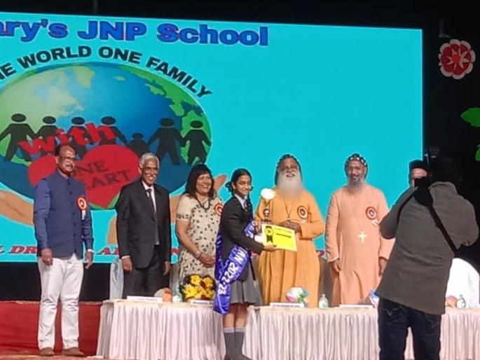 There should be no discrimination between boys and girls - Manisha Jadhav | मुली-मुलांमध्ये कोणत्याही प्रकारचा भेदभाव नको- मनिषा जाधव There should be no discrimination between boys and girls - Manisha Jadhav | मुली-मुलांमध्ये कोणत्याही प्रकारचा भेदभाव नको- मनिषा जाधव