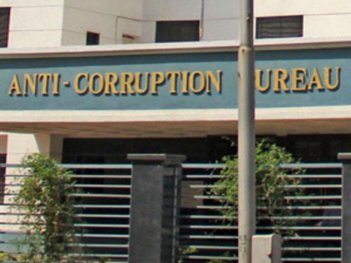 175 Crore 93 Lakh Misappropriation by Sales Tax Officer; Case filed by ACB | विक्रीकर अधिकाऱ्याकडून १७५ कोटीं ९३ लाखांचा गैरव्यवहार; एसीबीकडून गुन्हा दाखल 175 Crore 93 Lakh Misappropriation by Sales Tax Officer; Case filed by ACB | विक्रीकर अधिकाऱ्याकडून १७५ कोटीं ९३ लाखांचा गैरव्यवहार; एसीबीकडून गुन्हा दाखल