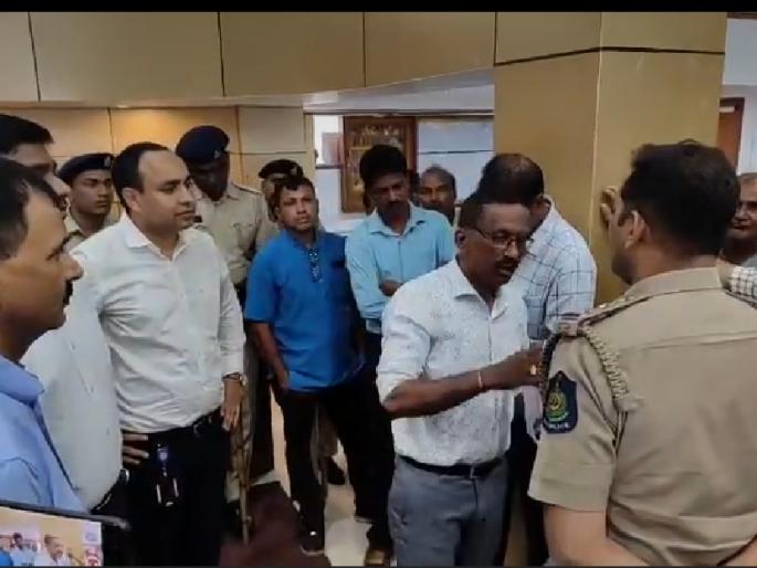 vedanta workers strike at head office demand payment of pf and arrears | वेदांताच्या कामगारांची मुख्य कार्यालयावर धडक : पीएफ व थकबाकी देण्याची मागणी vedanta workers strike at head office demand payment of pf and arrears | वेदांताच्या कामगारांची मुख्य कार्यालयावर धडक : पीएफ व थकबाकी देण्याची मागणी