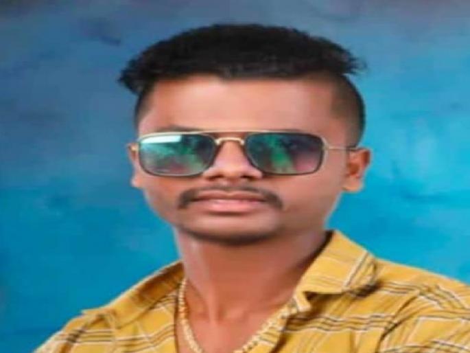 Amit Tanaji Rokade, a young man from Bhudargad, Devkewadi taluka, called his nephew and jumped from the bridge of the Vedganga river at Madilge Budruk kolhapur | Kolhapur: भाच्याला फोन करून घेतली नदीत उडी, कारण अस्पष्ट; पोलिसांकडून शोध सुरू
