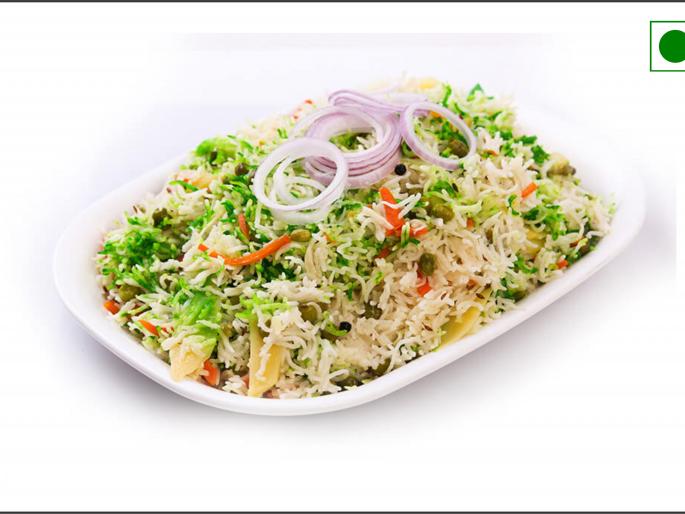 CoronaVirus: Many people eats Vegetarian food in goa rkp | CoronaVirus : अनेक मत्स्यप्रेमी गोमंतकीयांची शाकाहाराला फोडणी, मांसाहार लॉकडाऊन! CoronaVirus: Many people eats Vegetarian food in goa rkp | CoronaVirus : अनेक मत्स्यप्रेमी गोमंतकीयांची शाकाहाराला फोडणी, मांसाहार लॉकडाऊन!