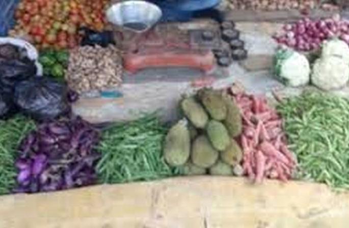 Vegetable sales closed in crowded places in Buldana city | बुलडाणा शहरात गर्दीच्या ठिकाणी भाजीपाला विक्री बंद