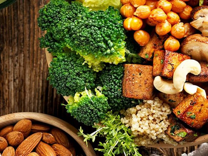 Best anti ageing foods for skin health | चेहऱ्यावरील वाढत्या वयाची लक्षणं दूर करण्यासाठी 'हे' अॅन्टी-एजिंग फुड्स करतील मदत Best anti ageing foods for skin health | चेहऱ्यावरील वाढत्या वयाची लक्षणं दूर करण्यासाठी 'हे' अॅन्टी-एजिंग फुड्स करतील मदत