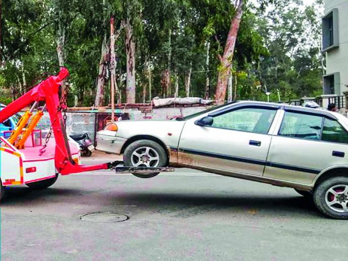 No passing of three hundred and and fifty vehicles of Pune Municipality? | पुणे पालिकेच्या 350 वाहनांचे पासिंगच नाही? No passing of three hundred and and fifty vehicles of Pune Municipality? | पुणे पालिकेच्या 350 वाहनांचे पासिंगच नाही?
