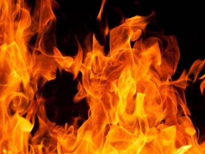 Father Burn Son alive due to believe in astrology in Tamilnadu | “तुझ्या मुलाला दूर कर, नाहीतर बर्बाद होशील”; ज्योतिषाच्या सांगण्यावरून निर्दयी बापाने असं काही केलं... Father Burn Son alive due to believe in astrology in Tamilnadu | “तुझ्या मुलाला दूर कर, नाहीतर बर्बाद होशील”; ज्योतिषाच्या सांगण्यावरून निर्दयी बापाने असं काही केलं...