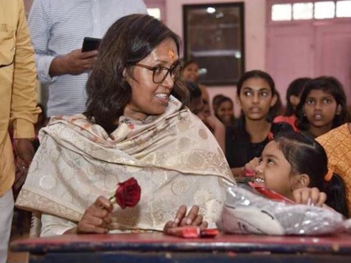 Govt decision to start school in Corona free village back by government, varsha gaikwad education minister | मोठी बातमी! कोरोनामुक्त गावात शाळा सुरू करण्याबाबतचा शासन निर्णय मागे Govt decision to start school in Corona free village back by government, varsha gaikwad education minister | मोठी बातमी! कोरोनामुक्त गावात शाळा सुरू करण्याबाबतचा शासन निर्णय मागे