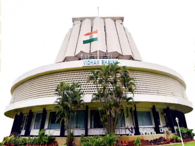 Lok Sabha Elections - Aspirants eye on 11 Vidhan Parishad seats to be vacated in the month of June | लोकसभेसाठी विधान परिषदेचे लॉलीपॉप; रिक्त होणाऱ्या ११ जागांसाठी चुरस Lok Sabha Elections - Aspirants eye on 11 Vidhan Parishad seats to be vacated in the month of June | लोकसभेसाठी विधान परिषदेचे लॉलीपॉप; रिक्त होणाऱ्या ११ जागांसाठी चुरस