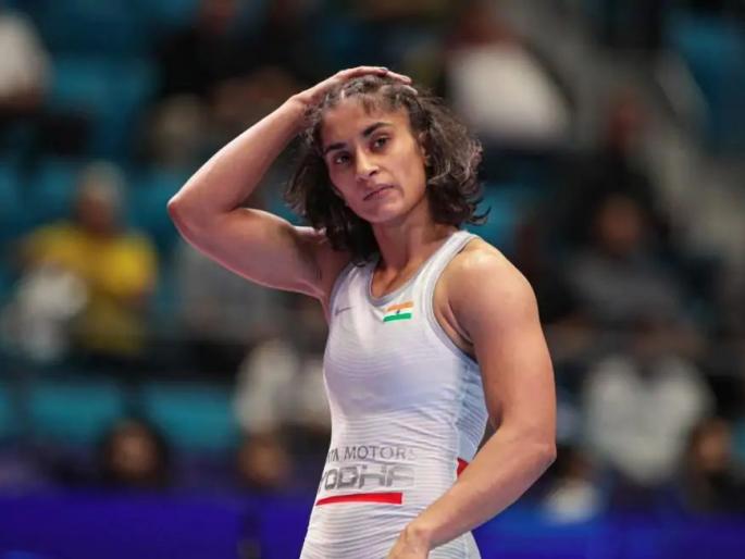 World Championship Wrestling: Vinesh Phogat will play for the bronze medal | जागतिक अजिंक्यपद कुस्ती : विनेश फोगट कांस्य पदकासाठी खेळणार World Championship Wrestling: Vinesh Phogat will play for the bronze medal | जागतिक अजिंक्यपद कुस्ती : विनेश फोगट कांस्य पदकासाठी खेळणार