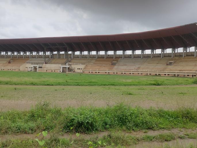 'Strike on the original purpose'; Players return to the Divisional Sports Complex due to exorbitant fees | 'मूळ हेतूलाच फासला हरताळ'; भरमसाठ शुल्कामुळे खेळाडूंची विभागीय क्रीडा संकुलाकडे पाठ 'Strike on the original purpose'; Players return to the Divisional Sports Complex due to exorbitant fees | 'मूळ हेतूलाच फासला हरताळ'; भरमसाठ शुल्कामुळे खेळाडूंची विभागीय क्रीडा संकुलाकडे पाठ
