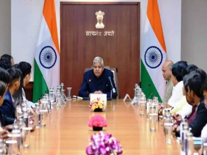 Reprehensible that one person holding a constitutional post is joining the enemies of the country Vice President Dhankhar said on Rahul Gandhi | "राष्ट्रहिताचे ज्ञान नसलेल्यांचे शत्रूंशी संगनमत"; उपराष्ट्रपती धनखड यांची राहुल गांधींवर टीका Reprehensible that one person holding a constitutional post is joining the enemies of the country Vice President Dhankhar said on Rahul Gandhi | "राष्ट्रहिताचे ज्ञान नसलेल्यांचे शत्रूंशी संगनमत"; उपराष्ट्रपती धनखड यांची राहुल गांधींवर टीका