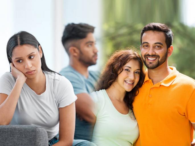 why young men and women stay in a toxic relationships? | शिकले सवरलेले स्मार्ट मुलंमुली प्रेमात छळ का सहन करतात? टॉक्सिक रिलेशनशिपचे बळी का ठरतात?