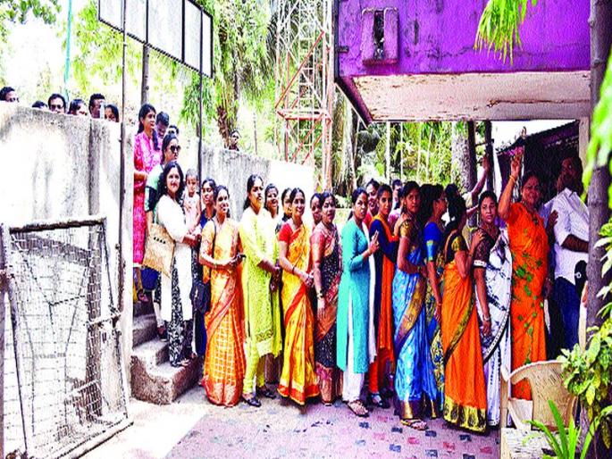 99.57 percent voting in Raigad | रायगडमध्ये ९९.५७ टक्के मतदान 99.57 percent voting in Raigad | रायगडमध्ये ९९.५७ टक्के मतदान