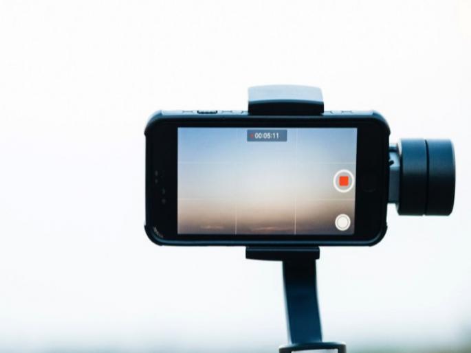 Abusing his wife with his friends by taking a pornographic video A case has been registered against five persons including the husband | पत्नीचा अश्लिल व्हिडीओ काढून मित्रांसह केला अत्याचार; पतीसह पाच जणांवर गुन्हा दाखल Abusing his wife with his friends by taking a pornographic video A case has been registered against five persons including the husband | पत्नीचा अश्लिल व्हिडीओ काढून मित्रांसह केला अत्याचार; पतीसह पाच जणांवर गुन्हा दाखल