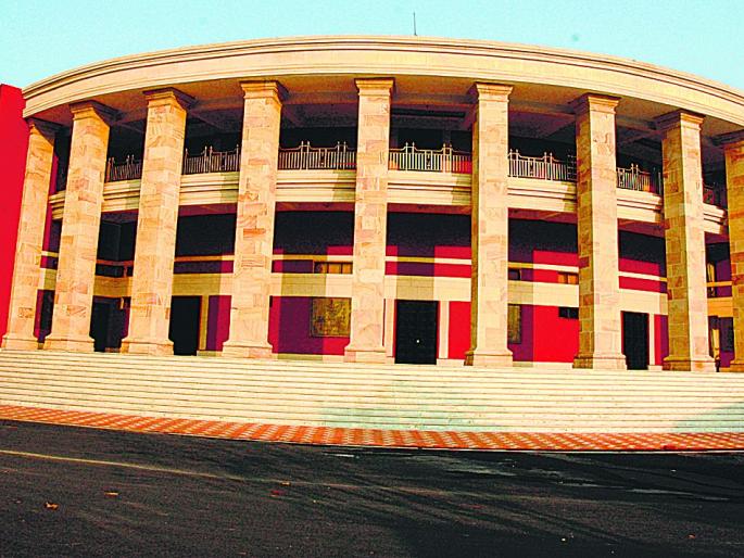 Vidarbha flag, flagged by Nagpur Legislative Assembly, Vidarbha State Movement Committee's determination! | नागपूर विधान भवनावर फडकवणार विदर्भाचा झेंडा, विदर्भ राज्य आंदोलन समितीचा निर्धार ! Vidarbha flag, flagged by Nagpur Legislative Assembly, Vidarbha State Movement Committee's determination! | नागपूर विधान भवनावर फडकवणार विदर्भाचा झेंडा, विदर्भ राज्य आंदोलन समितीचा निर्धार !