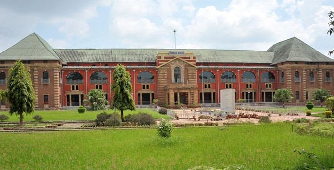Peacemarch on the Legislative Assembly in Nagpur for the creation of Pali University | पाली विद्यापीठ निर्मितीसाठी नागपुरात विधानभवनावर शांतिमार्च