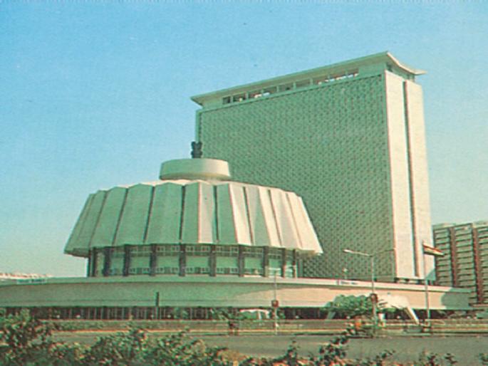 'Powerful' in Cabinet of Ministers | राज्याच्या मंत्रिमंडळात कायमच नगर ‘पॉवरफुल’ 'Powerful' in Cabinet of Ministers | राज्याच्या मंत्रिमंडळात कायमच नगर ‘पॉवरफुल’