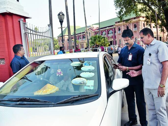 Legislative Assembly in the custody of the Legislative Security Guard | विधानभवन विधिमंडळ सुरक्षा रक्षकांच्या ताब्यात 