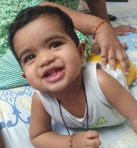 Rs 16 crore in the air to save Chimukalya Vihan | चिमुकल्या विहानला वाचविण्यासाठी हवेत १६ काेटी रुपये Rs 16 crore in the air to save Chimukalya Vihan | चिमुकल्या विहानला वाचविण्यासाठी हवेत १६ काेटी रुपये