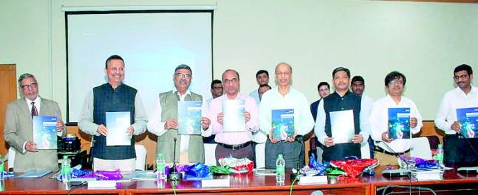 Changes in 'rules and regulations' in the power sector | वीज क्षेत्रातील ‘नियम व विनियमनात’ होणार बदल Changes in 'rules and regulations' in the power sector | वीज क्षेत्रातील ‘नियम व विनियमनात’ होणार बदल