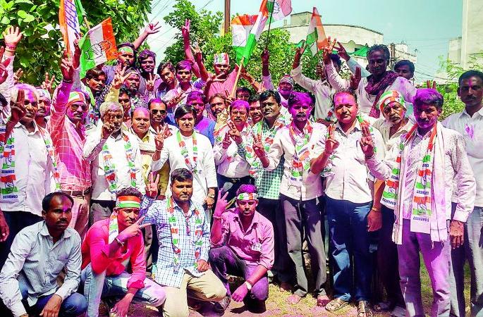 Nagpur District Gram Panchayat Elections: BJP's domination, Congress's homecoming! | नागपूर जिल्हा ग्रा.पं.निवडणूक निकाल : भाजपाचे वर्चस्व, काँग्रेसची घरवापसी ! Nagpur District Gram Panchayat Elections: BJP's domination, Congress's homecoming! | नागपूर जिल्हा ग्रा.पं.निवडणूक निकाल : भाजपाचे वर्चस्व, काँग्रेसची घरवापसी !