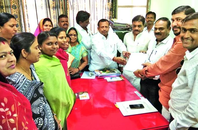 Akola: Great Ingle for the post of Chairman of 'Standing' | अकोला : महापालिका ‘स्थायी’च्या सभापती पदासाठी विशाल इंगळे Akola: Great Ingle for the post of Chairman of 'Standing' | अकोला : महापालिका ‘स्थायी’च्या सभापती पदासाठी विशाल इंगळे