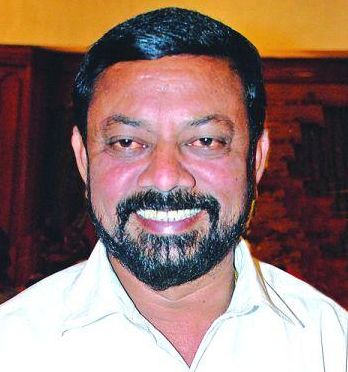 The search for the absconding Dangre is in the whirlpool of suspicion | फरार डांगरेची शोधाशोध संशयाच्या भोवऱ्यात