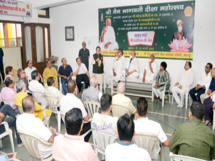 "There should be a memorial to Lord Mahavir in the Arabian Sea in Mumbai", demands Vijay Darda, National President of Sakal Jain Samaj. | "मुंबईत अरबी समुद्रामध्ये भगवान महावीर यांचे स्मारक व्हावे", सकल जैन समाजाचे राष्ट्रीय अध्यक्ष विजय दर्डा यांची मागणी "There should be a memorial to Lord Mahavir in the Arabian Sea in Mumbai", demands Vijay Darda, National President of Sakal Jain Samaj. | "मुंबईत अरबी समुद्रामध्ये भगवान महावीर यांचे स्मारक व्हावे", सकल जैन समाजाचे राष्ट्रीय अध्यक्ष विजय दर्डा यांची मागणी