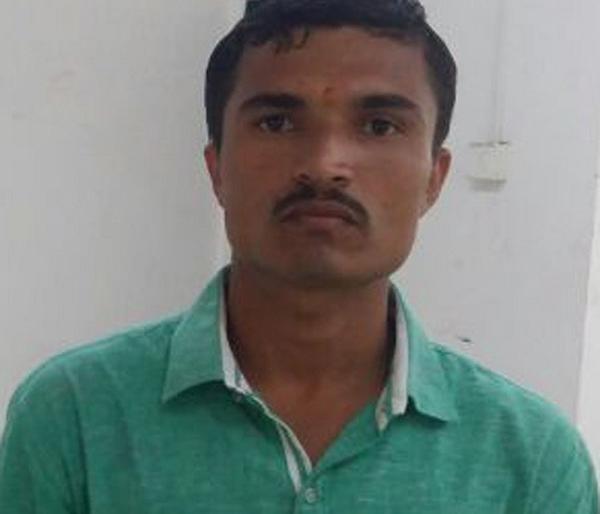 Imprisonment for raping a 12-year rigorous imprisonment: The spouse also imprisoned | बलात्कारप्रकरणी एकास १२ वर्षे सक्तमजुरी : साथीदारालाही कारावास  Imprisonment for raping a 12-year rigorous imprisonment: The spouse also imprisoned | बलात्कारप्रकरणी एकास १२ वर्षे सक्तमजुरी : साथीदारालाही कारावास