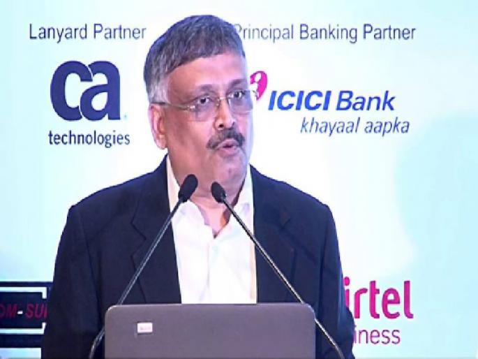 Gautam's removal from 'IT', cleaning of chief minister; | ‘आयटी’तून गौतम यांची उचलबांगडी, मुख्यमंत्र्यांची साफसफाई, ओएसडींना मात्र अभय Gautam's removal from 'IT', cleaning of chief minister; | ‘आयटी’तून गौतम यांची उचलबांगडी, मुख्यमंत्र्यांची साफसफाई, ओएसडींना मात्र अभय