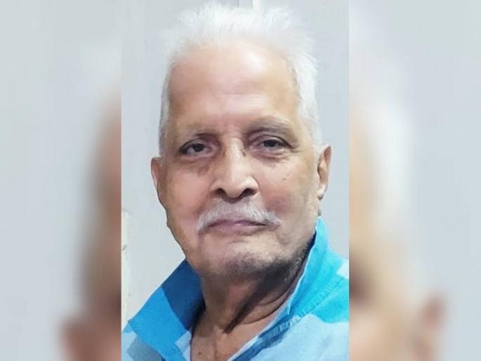 vijay naphade remembrance who record collection of rare film songs | इस दिल से तेरी याद भुलाई नहीं जाती... vijay naphade remembrance who record collection of rare film songs | इस दिल से तेरी याद भुलाई नहीं जाती...
