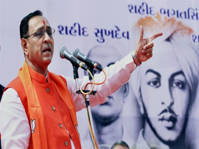 Vijay Rupani will remain the Chief Minister of Gujarat? | गुजरातमध्ये विजय रुपानीचं मुख्यमंत्रिपदी कायम राहणार ? Vijay Rupani will remain the Chief Minister of Gujarat? | गुजरातमध्ये विजय रुपानीचं मुख्यमंत्रिपदी कायम राहणार ?
