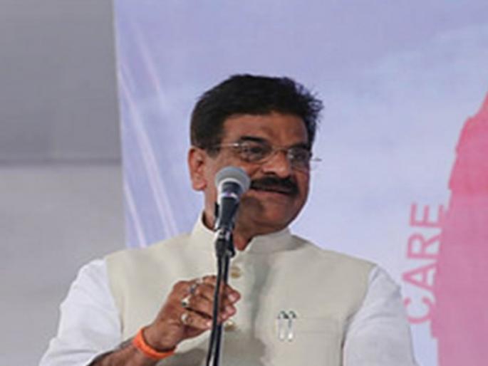 Fursungi and Uruli Deva Nagar Parishad will be held only after the moratorium on ward formation is lifted | प्रभाग रचनेवरची स्थगिती उठल्यानंतरच फुरसुंगी व उरुळी देवाची नगर परीषद होणार - विजय शिवतारे Fursungi and Uruli Deva Nagar Parishad will be held only after the moratorium on ward formation is lifted | प्रभाग रचनेवरची स्थगिती उठल्यानंतरच फुरसुंगी व उरुळी देवाची नगर परीषद होणार - विजय शिवतारे