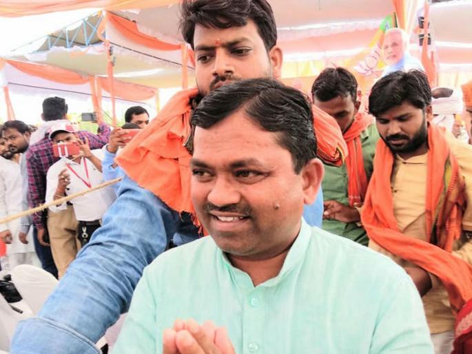 bjp barabanki mp upendra singh rawat withdrew his candidacy; porn videos goes viral | भाजपाच्या आणखी एका उमेदवाराने लोकसभेचे तिकीट परत केले; खासदारांचे तसले व्हिडीओ व्हायरल bjp barabanki mp upendra singh rawat withdrew his candidacy; porn videos goes viral | भाजपाच्या आणखी एका उमेदवाराने लोकसभेचे तिकीट परत केले; खासदारांचे तसले व्हिडीओ व्हायरल
