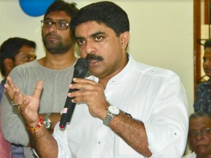 SGPDA also notices against the construction of Sardesai after the District Collector | जिल्हाधिका-यांपाठोपाठ एसजीपीडीएचीही सरदेसाईंच्या बांधकामाविरोधात नोटीस SGPDA also notices against the construction of Sardesai after the District Collector | जिल्हाधिका-यांपाठोपाठ एसजीपीडीएचीही सरदेसाईंच्या बांधकामाविरोधात नोटीस