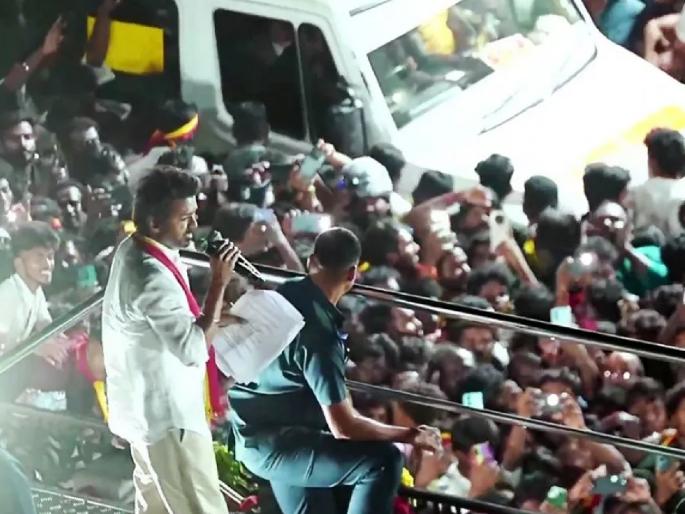 Actor-Leader Vijay's deliberate delay led to a huge stampede; Death toll rises to 41 | अभिनेता-नेता विजयने जाणीवपूर्वक उशीर केल्याने झाली मोठी चेंगराचेंगरी; मृतांची संख्या ४१ वर Actor-Leader Vijay's deliberate delay led to a huge stampede; Death toll rises to 41 | अभिनेता-नेता विजयने जाणीवपूर्वक उशीर केल्याने झाली मोठी चेंगराचेंगरी; मृतांची संख्या ४१ वर