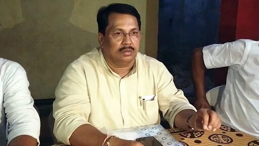 CBI inquire into tribal department's furniture scam - Vijay Vadettiwar | आदिवासी विभागातील फर्निचर घोटाळ्याची सीबीआय चौकशी करा - विजय वडेट्टीवार CBI inquire into tribal department's furniture scam - Vijay Vadettiwar | आदिवासी विभागातील फर्निचर घोटाळ्याची सीबीआय चौकशी करा - विजय वडेट्टीवार