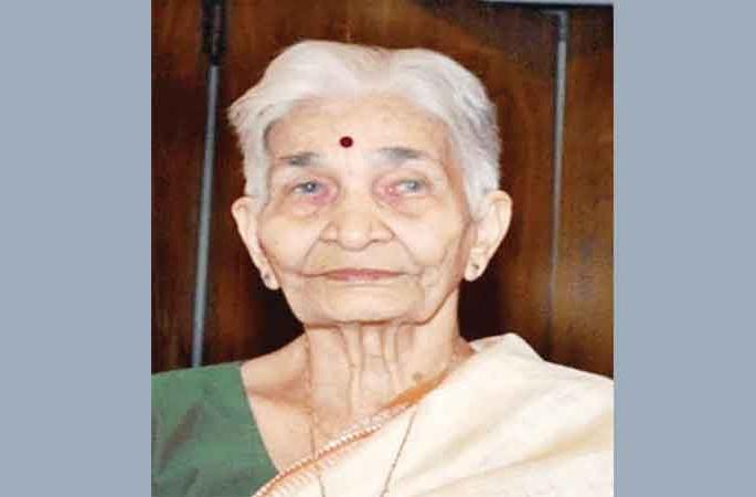 Five decades of short films, Vijaya Mule died | लघुपटांच्या पाच दशकांच्या प्रवर्तक विजया मुळे कालवश Five decades of short films, Vijaya Mule died | लघुपटांच्या पाच दशकांच्या प्रवर्तक विजया मुळे कालवश