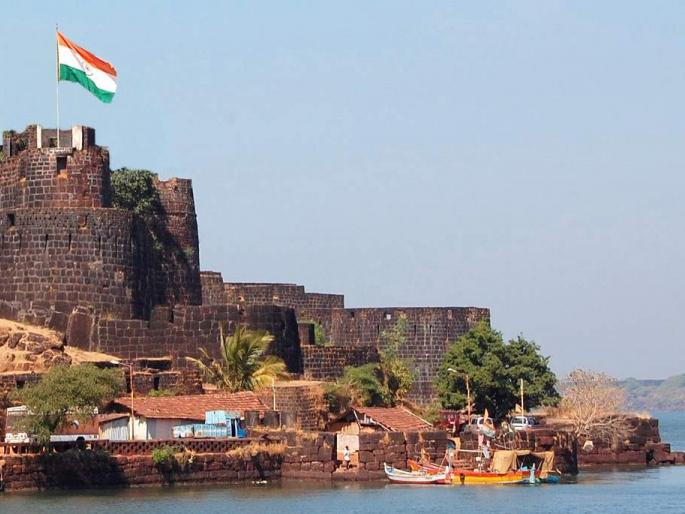 Vijaydurg Fort - Vijaydurg festival, various events organized from 29th to 30th December at Vijaydurg fort. | विजयदुर्ग किल्ला-बंदर येथे २९ ते ३० डिसेंबर कालावधीत विजयदुर्ग महोत्सव, विविध कार्यक्रमांचे आयोजन Vijaydurg Fort - Vijaydurg festival, various events organized from 29th to 30th December at Vijaydurg fort. | विजयदुर्ग किल्ला-बंदर येथे २९ ते ३० डिसेंबर कालावधीत विजयदुर्ग महोत्सव, विविध कार्यक्रमांचे आयोजन