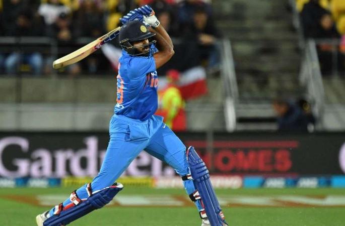 Apart from Ambati Rayudu and MS Dhoni, India can give THIS player a chance at No.4, says Lakshmipathy Balaji | दोघात तिसरा; संघातील चौथ्या क्रमांकासाठी 'या' खेळाडूचं धोनी, रायुडूला आव्हान