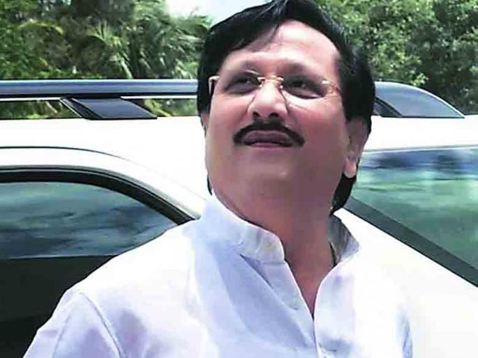 'Mohite-Patels should not be allowed to wear half-legs, hats in the future' | 'मोहिते-पाटलांनी भविष्यात हाफ चड्डी, टोपी घालून फिरू नये' 'Mohite-Patels should not be allowed to wear half-legs, hats in the future' | 'मोहिते-पाटलांनी भविष्यात हाफ चड्डी, टोपी घालून फिरू नये'