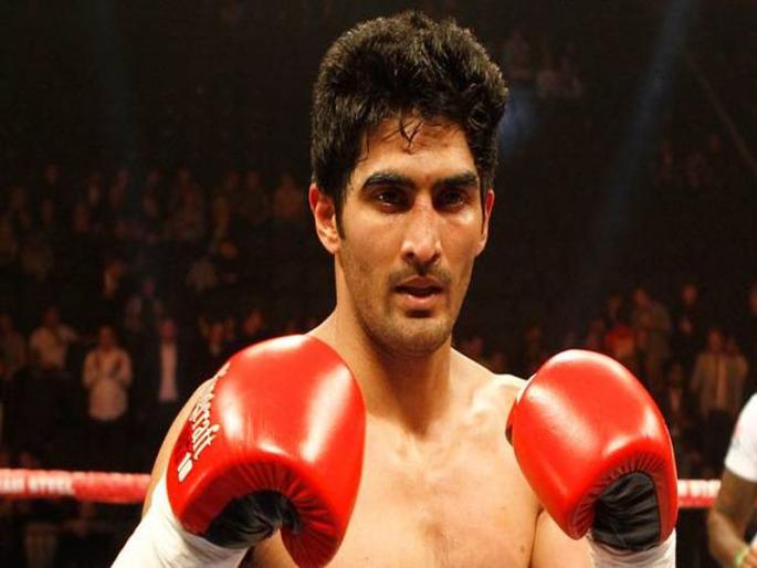 Obviously, if we get an Olympic chance will take part - Vijender singh | ऑलिम्पिकची संधी मिळाल्यास अवश्य भाग घेईन - विजेंदर सिंग