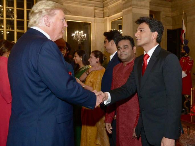 masterchef india fame vikas khanna congrulates donald trump for winning america election | "व्हाईट हाऊसमध्ये भारतीय जेवण बनवायला आवडेल", डोनाल्ड ट्रम्प अमेरिकेचे राष्ट्राध्यक्ष होताच मास्टरशेफकडून अभिनंदन