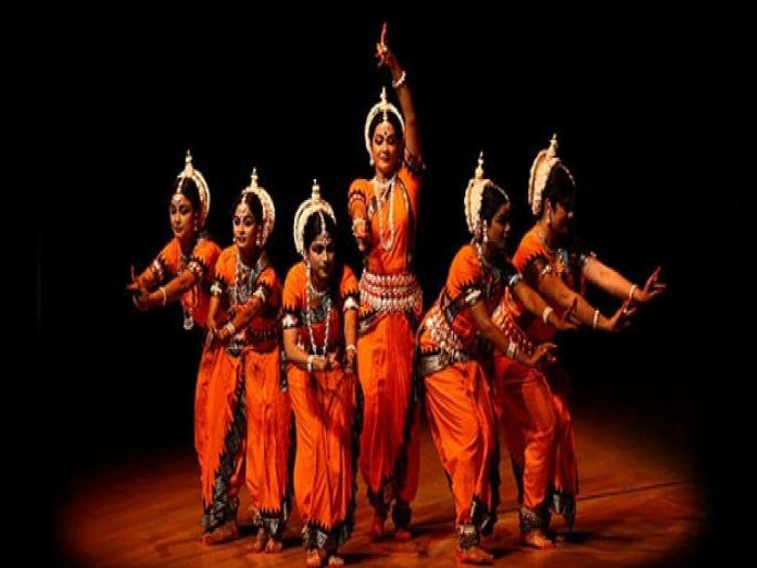 Aurangabad Verul-Ajantha Festival from 25th to 27th February, renowned artists will come | 7 वर्षांनंतर औरंगाबादकरांना सांस्कृतिक मेजवानी, ख्यातकीर्त कलाकारांची मांदियाळी Aurangabad Verul-Ajantha Festival from 25th to 27th February, renowned artists will come | 7 वर्षांनंतर औरंगाबादकरांना सांस्कृतिक मेजवानी, ख्यातकीर्त कलाकारांची मांदियाळी